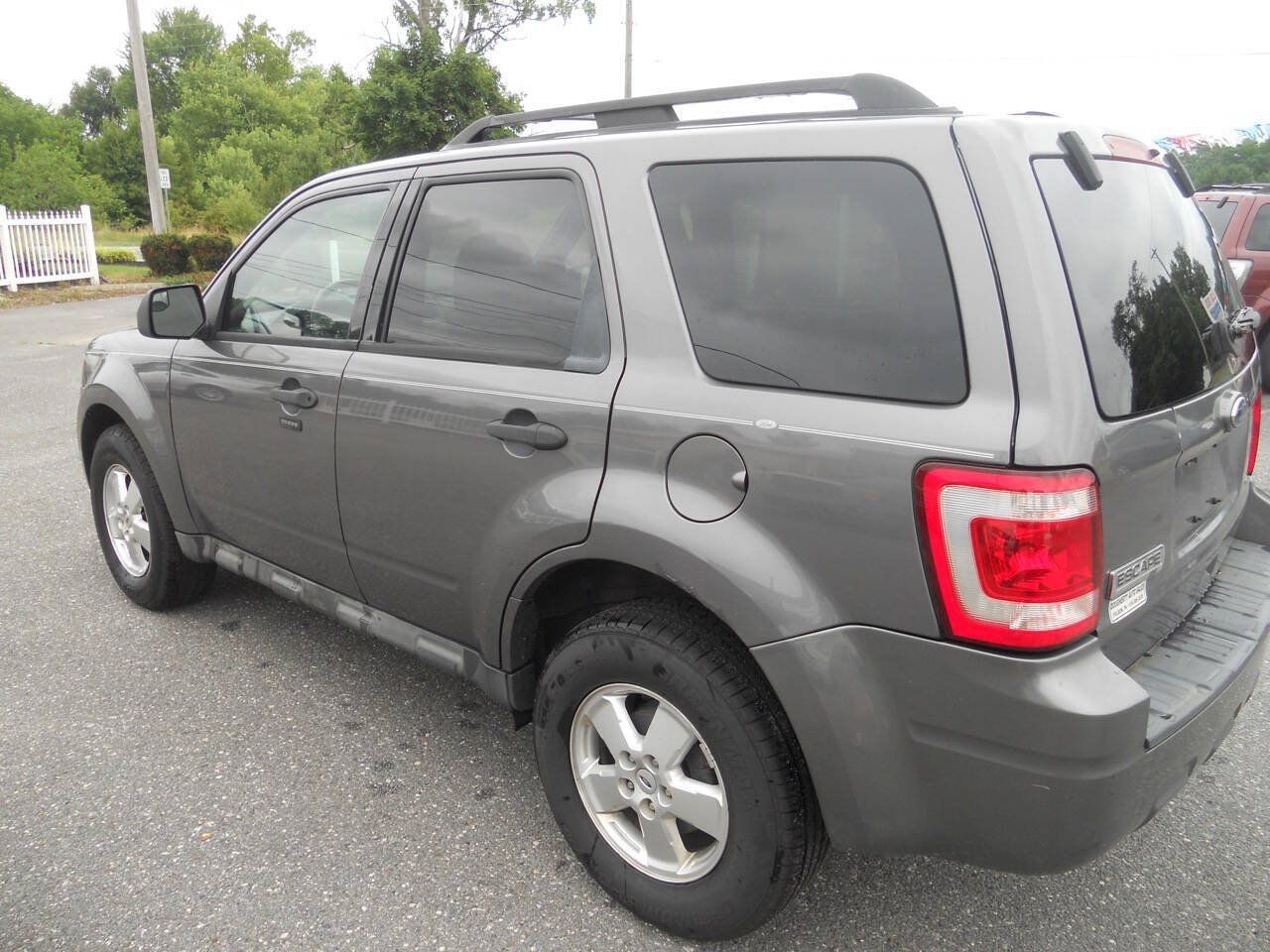 Used 2011 Ford Escape XLT w/ 203A Rapid Spec Order Code FWD image 10