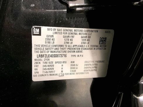 Used 2025 Buick Envision Sport Touring image 31