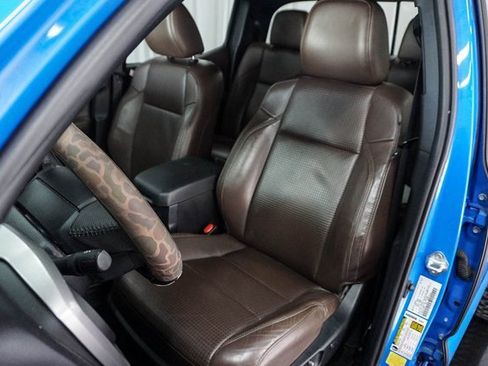 Used 2021 Toyota Tacoma Limited image 13