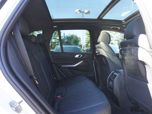 Used 2023 BMW X5 xDrive40i w/ Premium Package image 45