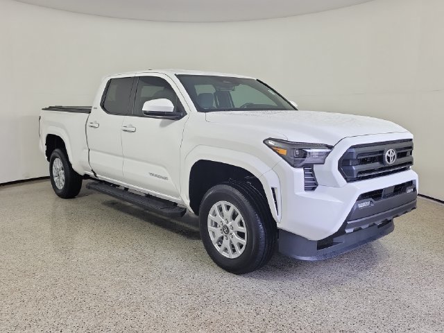 Used 2026 Toyota Tacoma SR5 AWD/4WD image 4