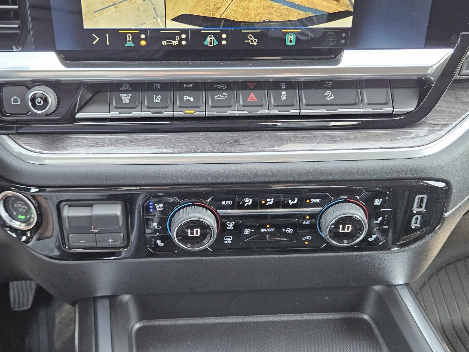 New 2026 Chevrolet Silverado 2500 LTZ w/ LTZ Plus Package AWD/4WD image 14