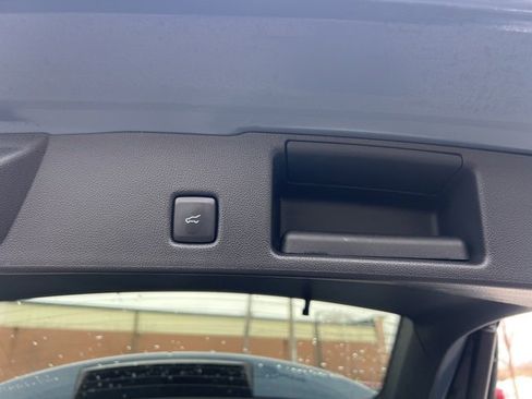 Used 2024 Ford Escape Platinum image 16