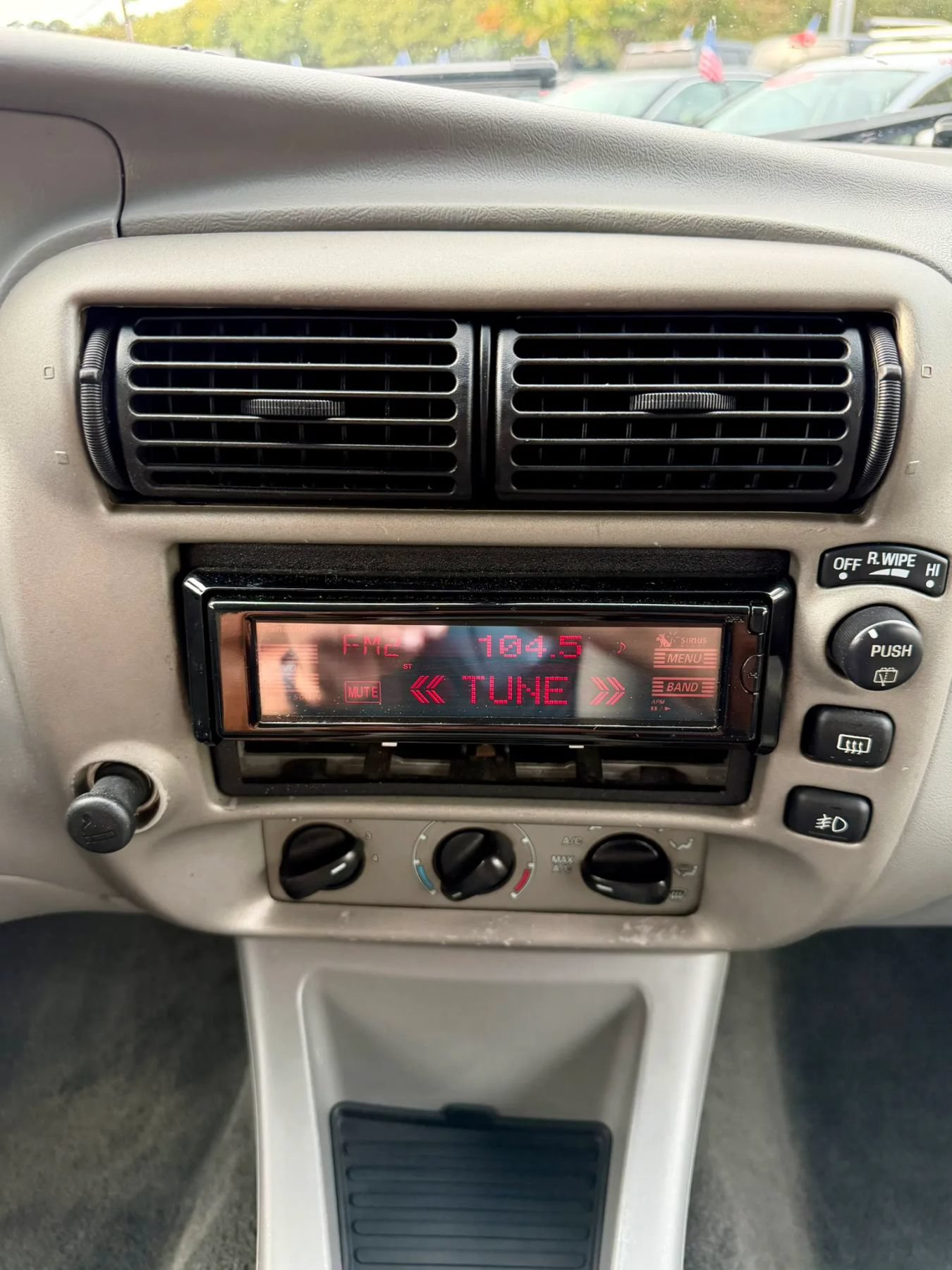 Used 2003 Ford Explorer RWD image 13