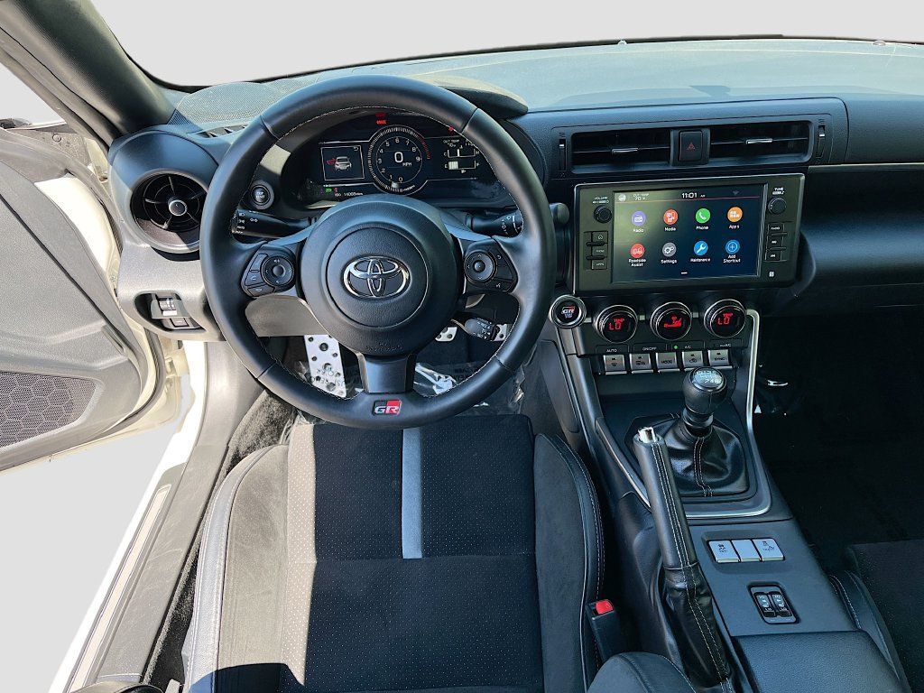 Used 2023 Toyota GR86 Premium RWD image 21