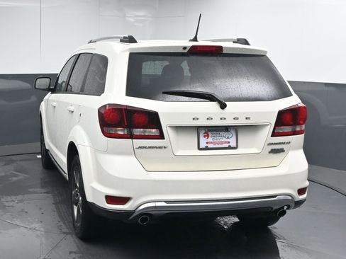 Used 2015 Dodge Journey Crossroad w/ Flexible Seating Group image 7