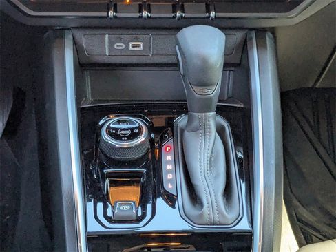 Certified 2024 Chevrolet Colorado Trail Boss w/ Advanced Trailering Package image 17