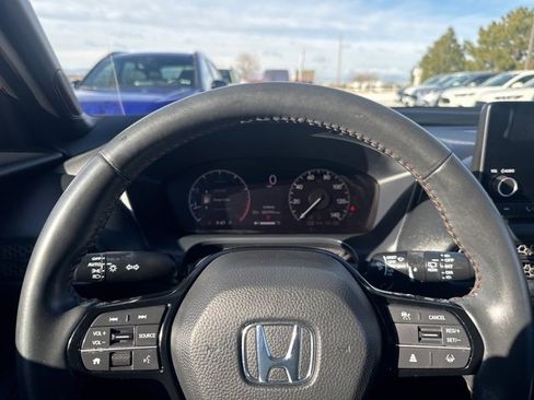 Used 2024 Honda HR-V Sport image 18