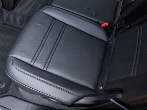 New 2026 Porsche Cayenne Turbo image 91