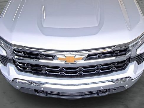 New 2026 Chevrolet Silverado 1500 LT w/ Safety Package AWD/4WD image 18