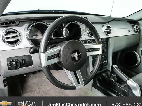 Used 2007 Ford Mustang GT Premium image 3