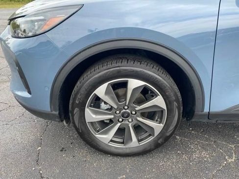 New 2024 Ford Escape Platinum w/ Premium Technology Package AWD/4WD image 18