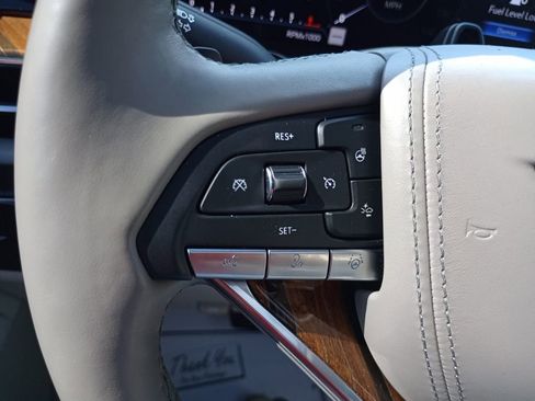 Used 2024 Cadillac Escalade ESV Sport Platinum image 31