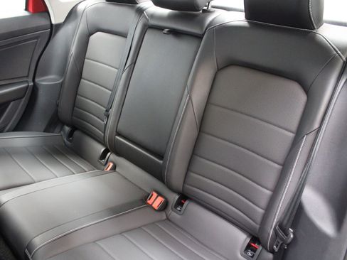 Used 2023 Volkswagen Jetta SE FWD image 18