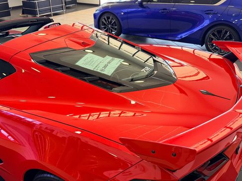 Used 2023 Chevrolet Corvette STINGRAY 3LT w/ Stealth Interior Trim Package image 32