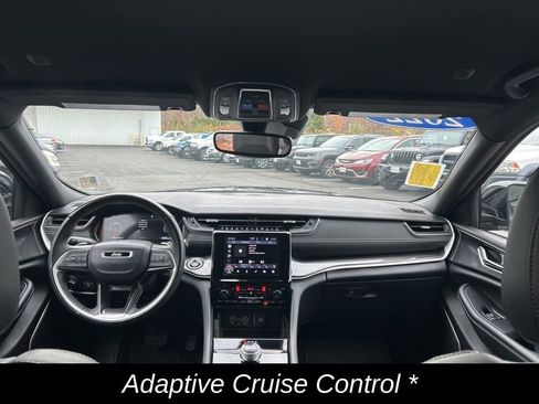 Certified 2022 Jeep Grand Cherokee L Laredo image 10