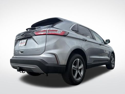 Certified 2024 Ford Edge SEL w/ Convenience Package AWD/4WD image 9