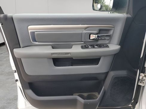 Used 2018 RAM 3500 Lone Star image 28