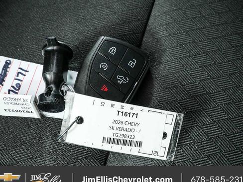 New 2026 Chevrolet Silverado 1500 Custom Trail Boss w/ Dark Appearance Package AWD/4WD image 33