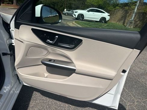 Used 2025 Mercedes-Benz C 300 4MATIC Sedan image 19