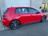 Used 2018 Volkswagen Golf 4-Door image 5