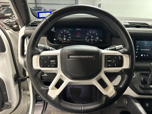 Used 2020 Land Rover Defender 110 HSE AWD/4WD image 27