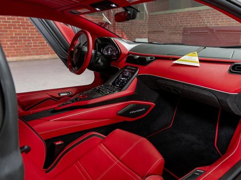 Used 2022 Lamborghini Aventador Countach image 30