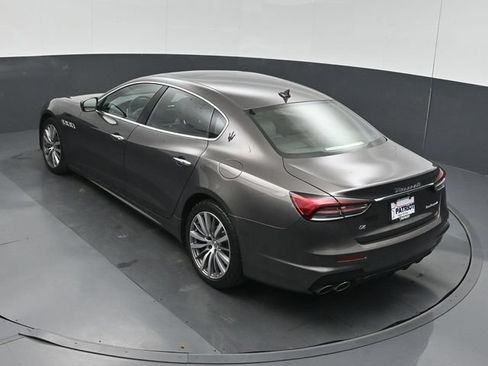 Used 2022 Maserati Quattroporte Modena Q4 AWD/4WD image 34