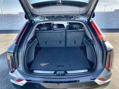 Certified 2026 Cadillac Optiq Luxury 1 image 25