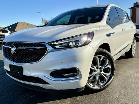 Used 2021 Buick Enclave Avenir w/ Avenir Technology Package image 3