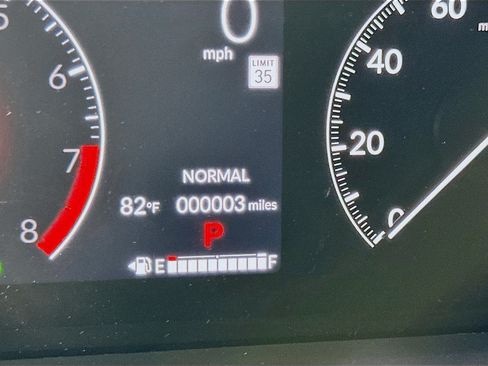 Used 2025 Honda Odyssey Elite image 8