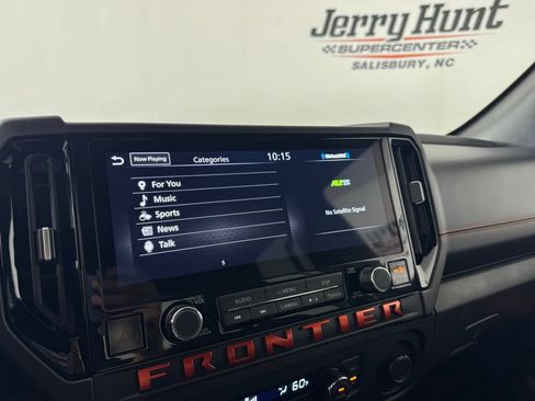Used 2025 Nissan Frontier PRO-4X w/ Interior Protection Package AWD/4WD image 16