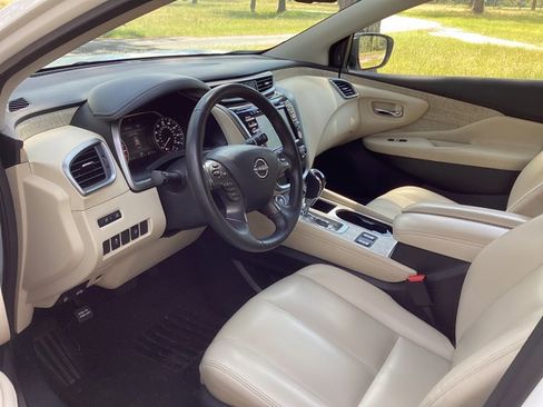 Used 2023 Nissan Murano SV image 10