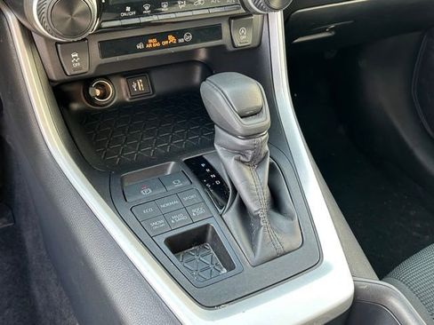 Used 2025 Toyota RAV4 LE image 20