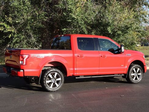 Used 2015 Ford F150 XLT w/ Equipment Group 302A Luxury image 4