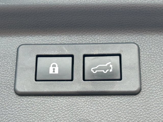 Used 2020 Subaru Forester Premium AWD/4WD image 33