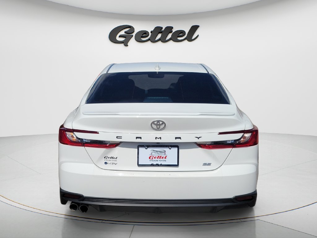 Used 2025 Toyota Camry SE w/ Convenience Package FWD image 6