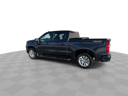 Used 2023 Chevrolet Silverado 1500 Custom image 6