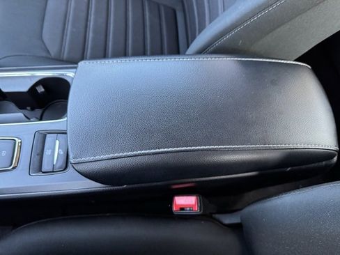 Certified 2019 Ford Fusion SE image 17