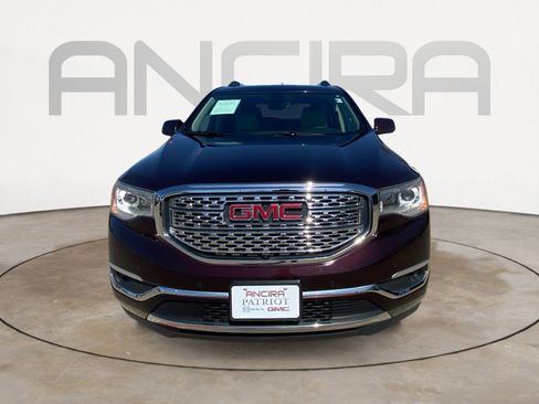 Used 2017 GMC Acadia Denali w/ Technology Package image 5
