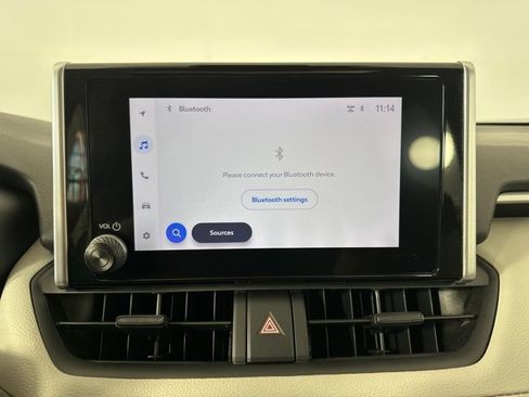 Used 2023 Toyota RAV4 XLE image 20