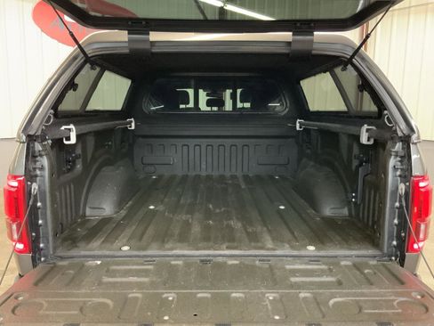 Used 2016 Ford F150 Platinum w/ Equipment Group 701A Luxury AWD/4WD image 47