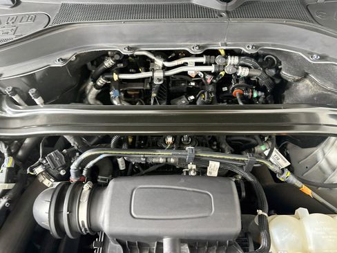 Used 2022 Ford Explorer Limited RWD image 35