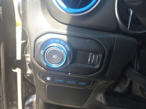Used 2023 Jeep Wrangler Unlimited AWD/4WD image 17