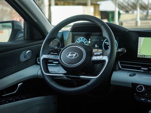 New 2026 Hyundai Elantra Limited image 14