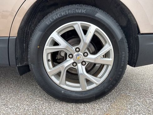 Used 2018 Chevrolet Equinox LT image 9