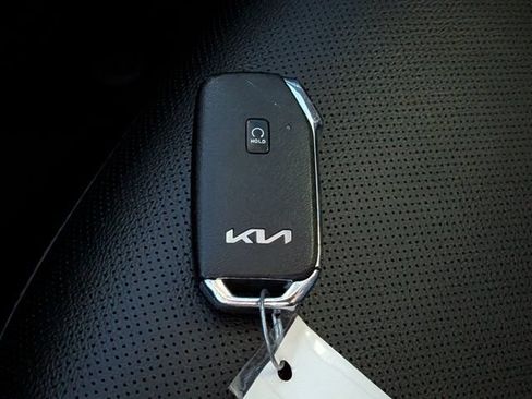 Used 2023 Kia Sportage EX FWD image 28