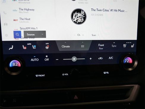 Certified 2025 Lexus RX 350 AWD image 18