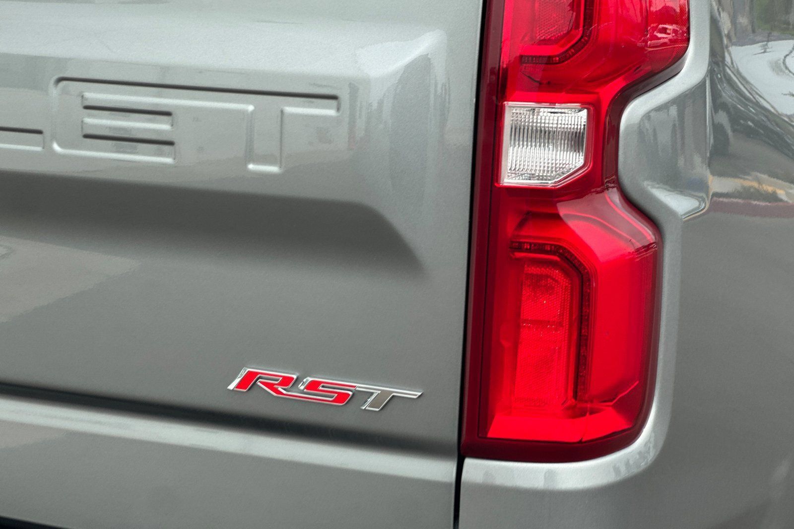 Used 2026 Chevrolet Silverado 1500 RST RWD image 37
