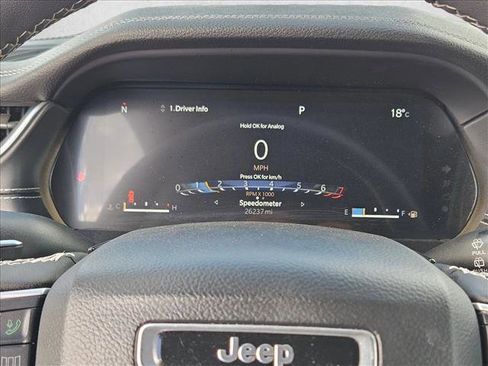 Used 2023 Jeep Grand Cherokee L Limited image 10